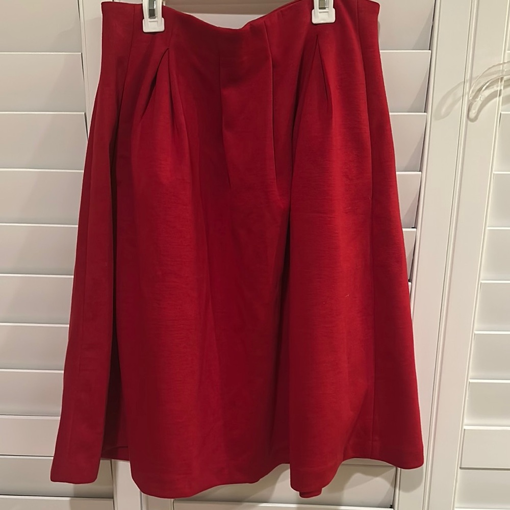 1901 Red Pleated A-Line Skirt Knee-Length